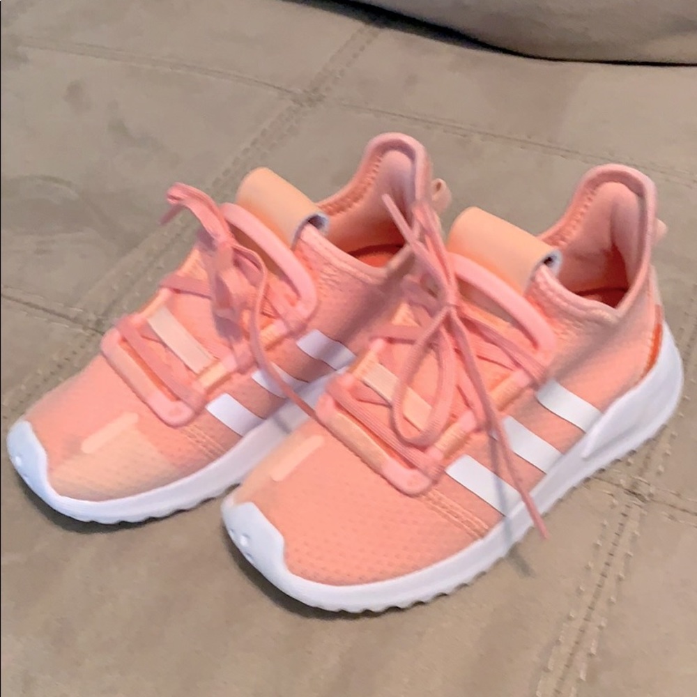 Kids shoes